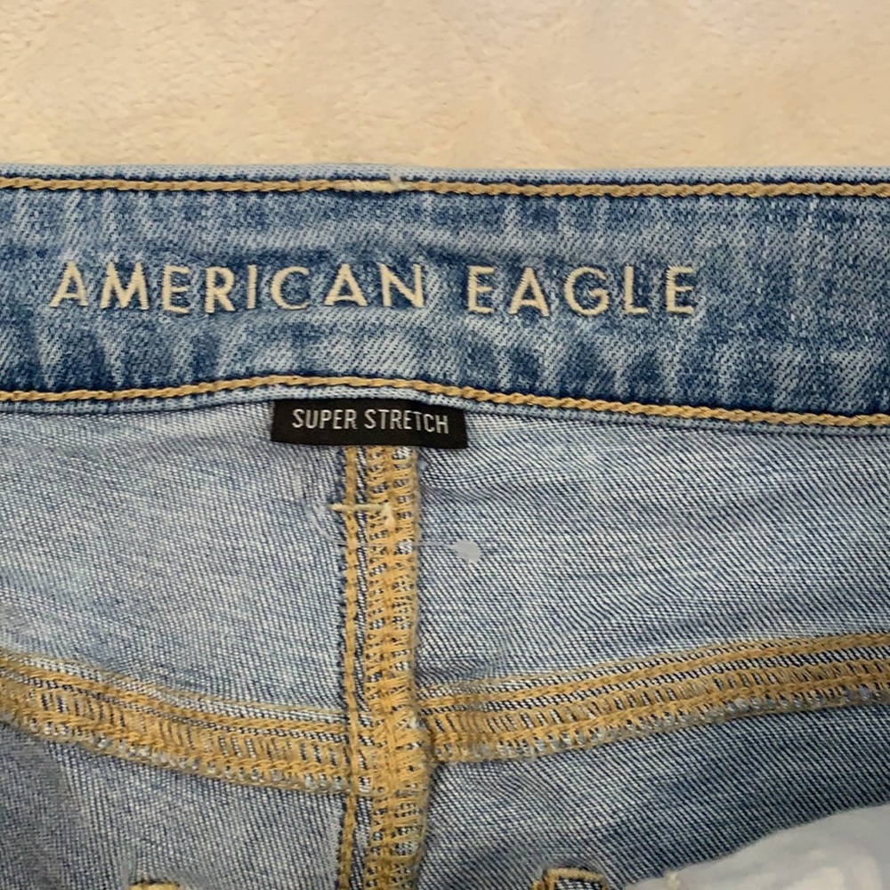 American Eagle Distressed Jean Shorts - Picture 4 of 7